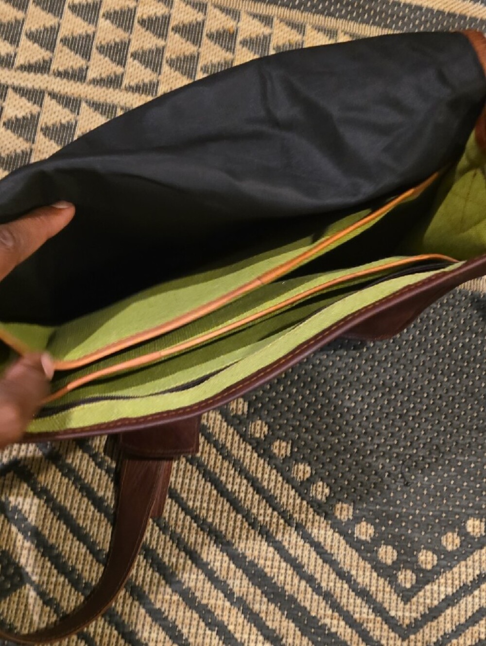 Classic Brown Leather Messenger Bag for Men - Picture 6 of 9